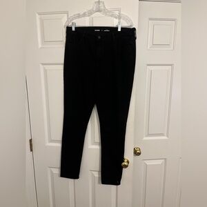 Black skinny jeans